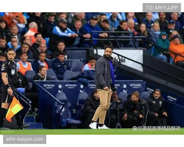 战报：曼市德比直播中首次提供“战术频道”音频流，由专业分析师实时解读比赛走势